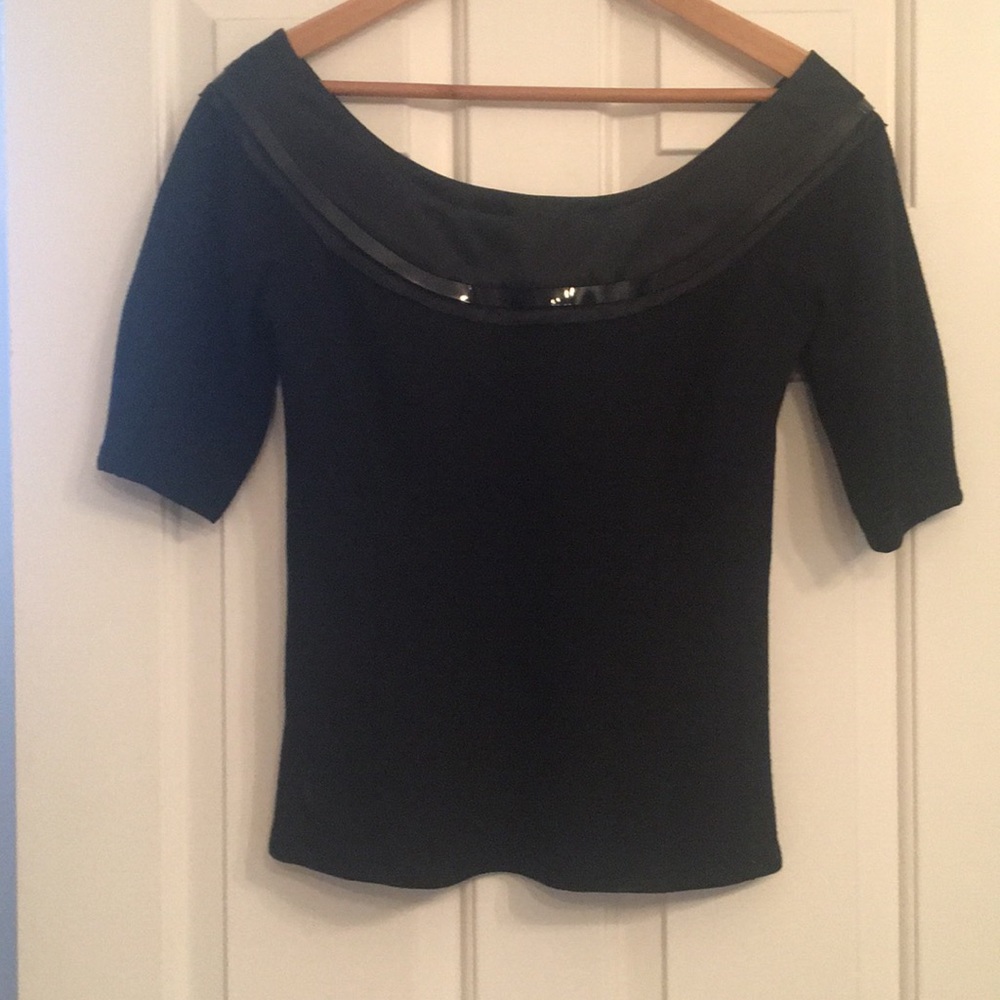 Designer Rachel Roy Top